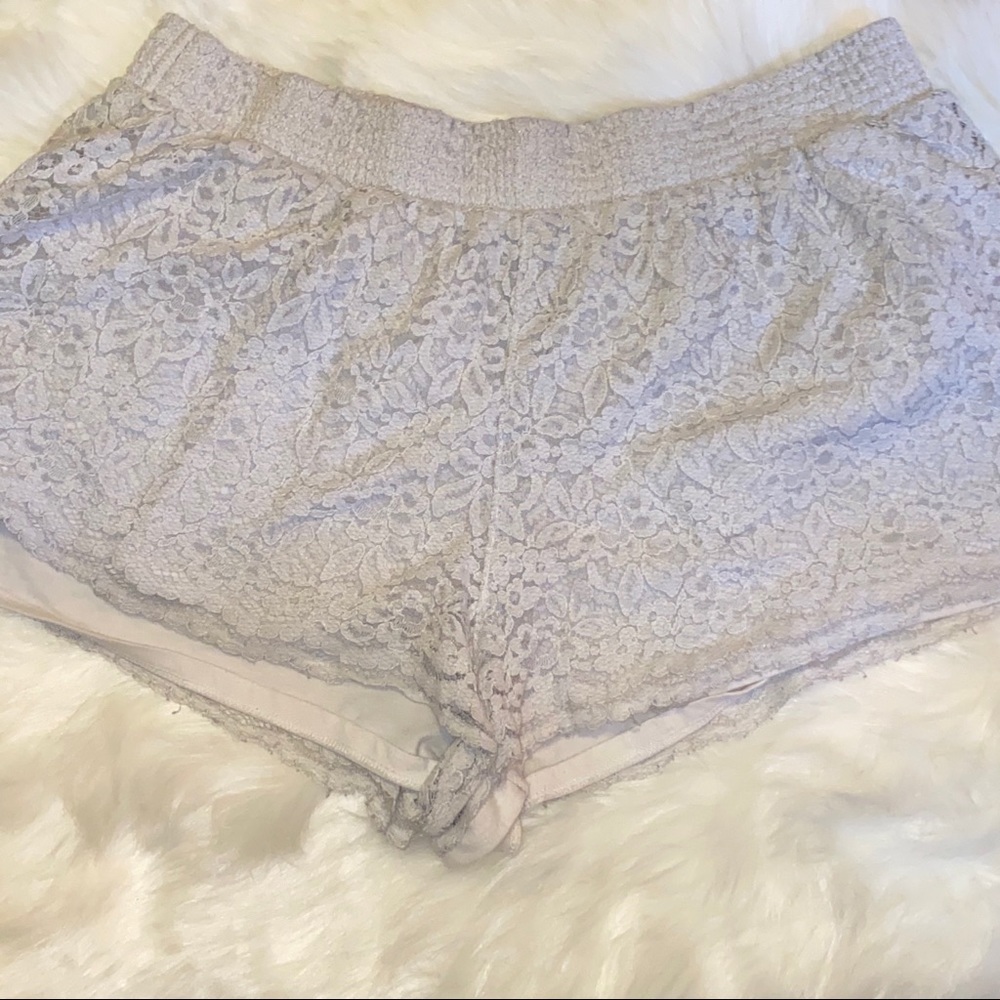 White lace Hollister shorts